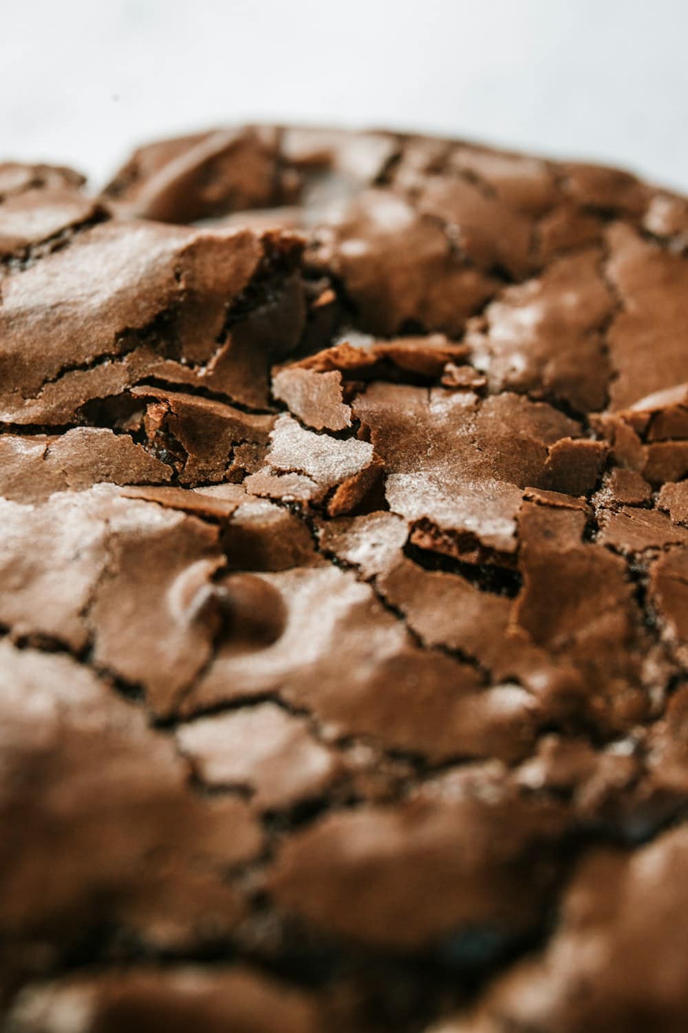Close-up of a crackled brownie top